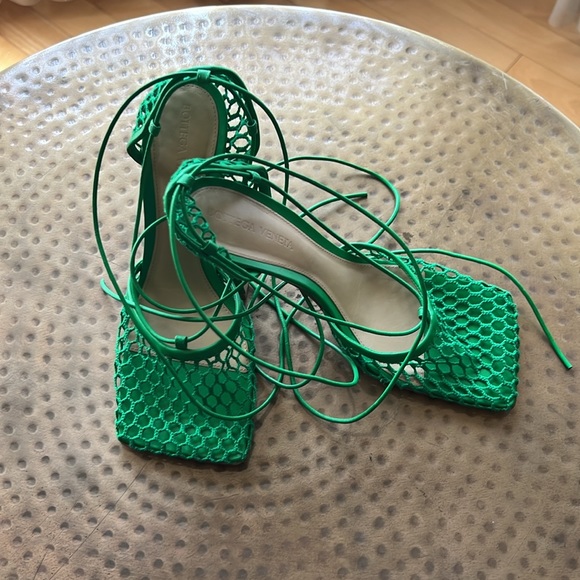 Bitters Veneta mesh stretch pump sz 38 1/2 - Picture 5 of 10